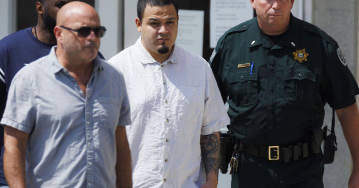 Kilmar Abrego Garcia is freed from Tennessee jail so he can rejoin family in Maryland to await trial