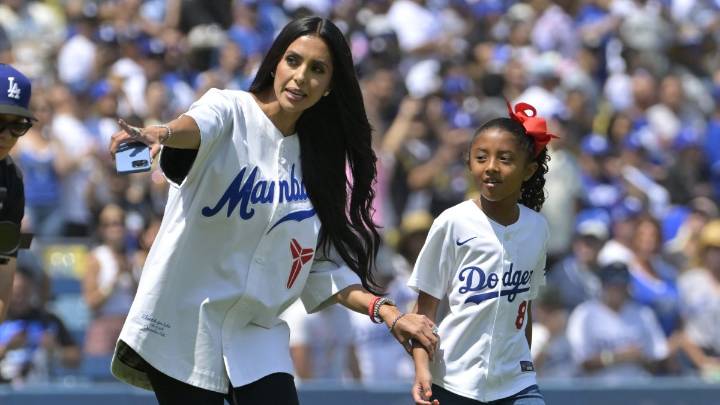 Vanessa Bryant shares heartfelt message on Kobe Bryant's birthday