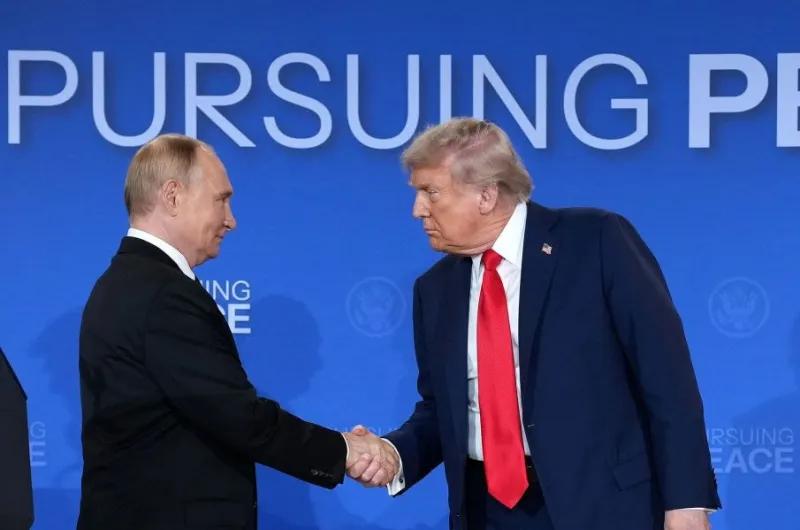 Trump asegura "gran progreso" tras reunión con Putin, pero advierte: no hay acuerdo aún