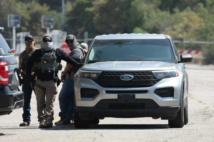 Trump administration asks Supreme Court to lift limits on ICE’s ‘roving patrols’