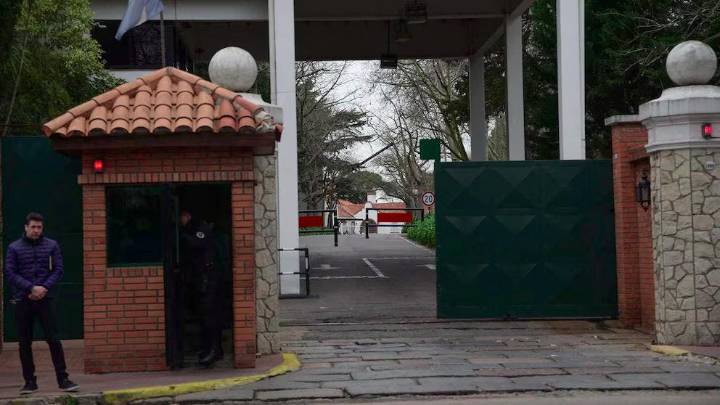 Milei cena con diputados de LLA y el PRO en la Quinta de Olivos para asegurar el bloqueo a los vetos