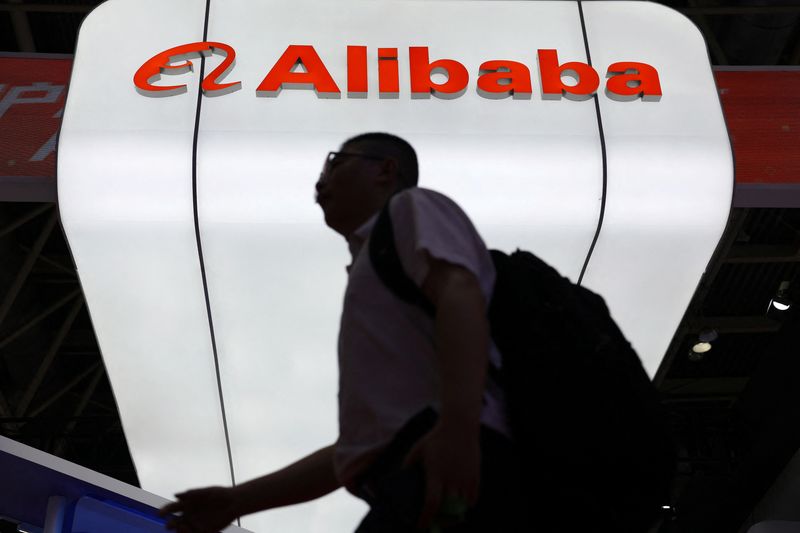 Alibaba misses revenue estimates, but AI boosts cloud business
