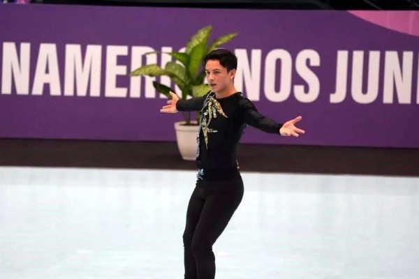 Rompe Bruno Núñez estereotipos en el patinaje artístico