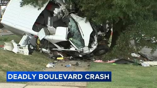 Driver, pedestrian killed in crash on Roosevelt Boulevard in Northeast Philadelphia