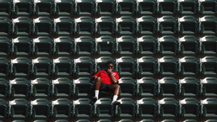 Twins Fans Stick Around to Chant 'Sell the Team’ During Postgame Show After Loss