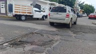 Calle occidental en Escuinapa se llena de baches