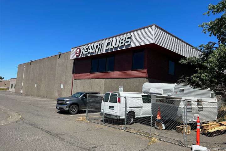 Shuttered Health Club Shows No Sign of Life