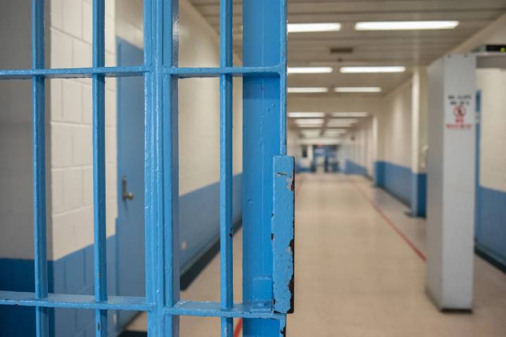 Latest Rikers death prompts suspensions