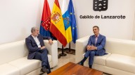 Sánchez se compromete a "seguir trabajando" en el "reto" migratorio aunque Clavijo le reprocha que "no hay ningún plan"