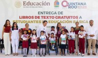 Respalda Ana Paty peralta entrega de libros de texto gratuitos con Mara Lezama y Mario Delgado para niños quintanarroenses