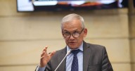 Cancillería responde a escándalo por carta sobre Carlos Ramón González