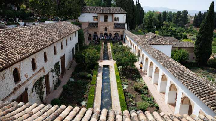Miguel Poveda llena el Generalife con su homenaje a Lorca