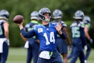 Sam Darnold’s Fit Described as “Nice Marriage Between Scheme and Player” After Seahawks Hammer Chiefs Early Explore how Sam Darnold’s fit shines as a “nice marriage between scheme and player” after Se