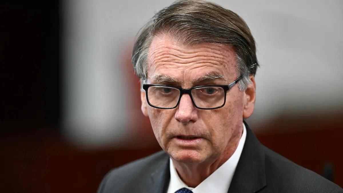 Defensa de Jair Bolsonaro dice que el expresidente de Brasil no incumplió restricciones ni cometió crímenes