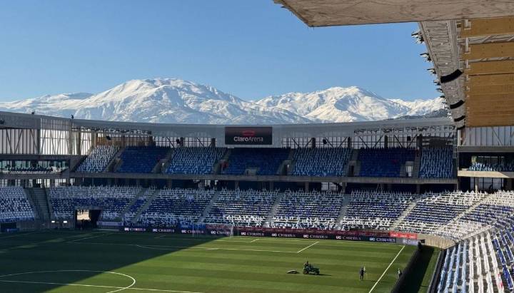Más que fútbol: el sistema de climatización que destaca en el Claro Arena de la UC