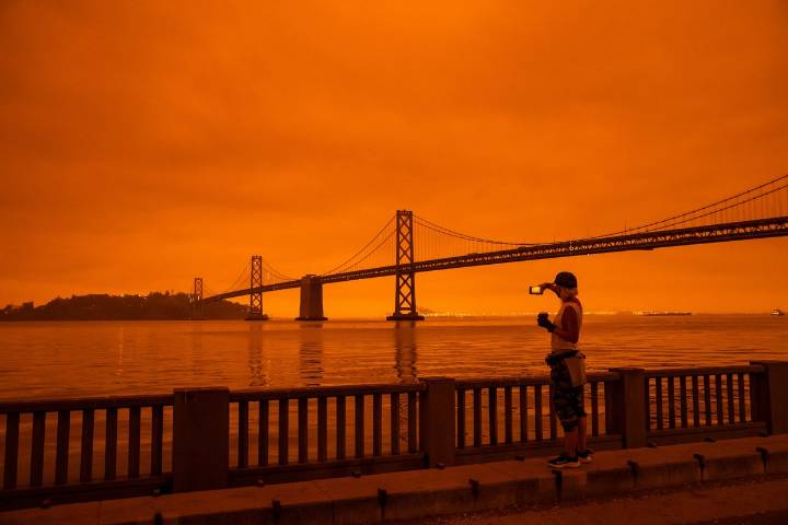 New York Demands Canada Act As Toxic Smoke Chokes State