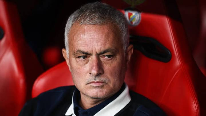 El Fenerbahce despide a José Mourinho tras no conseguir el pase a la Champions