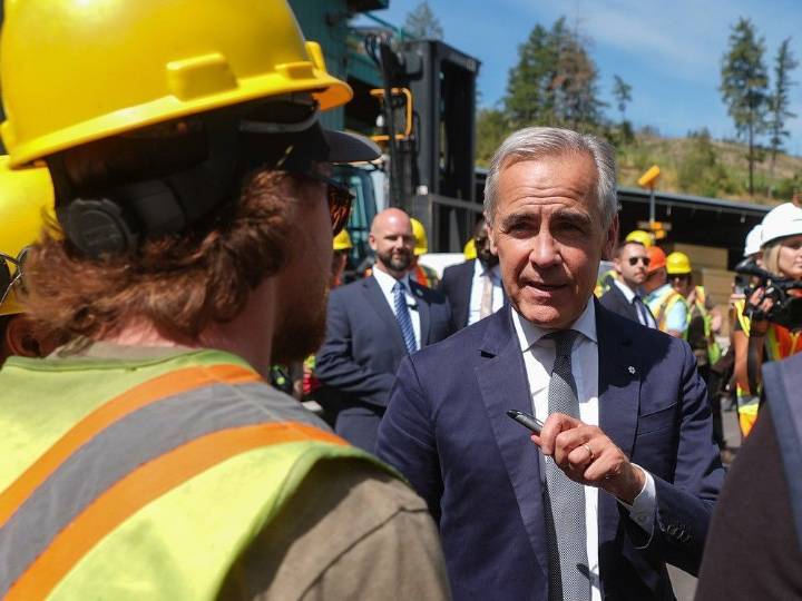 Carney suggests he's considering rescinding Online News Act