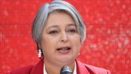 Nuevo traspié de Jeannette Jara: Candida reconoce error al afirmar que el aborto libre no estaba en su programa en las primarias
