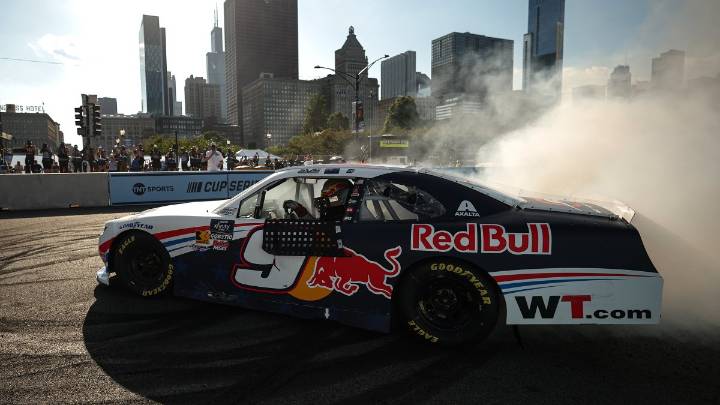 Shane Van Gisbergen wins NASCAR Cup Series race in Chicago