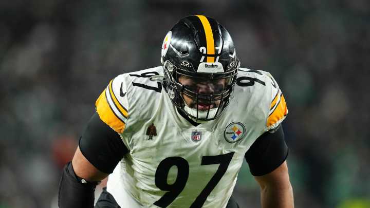 Pittsburgh Steelers star threatens to miss start of season over contract dispute