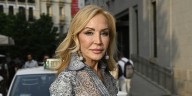 Carmen Lomana (76) se despide del verano con un posado en bikini en la playa en Instagram