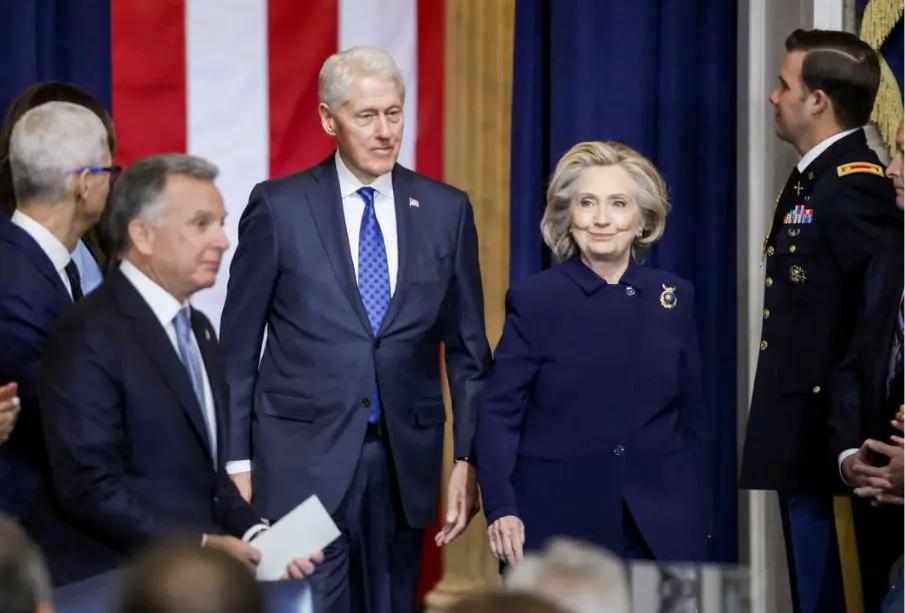 Bill y Hillary Clinton, llamados a declarar por presuntos vínculos con Jeffrey Epstein