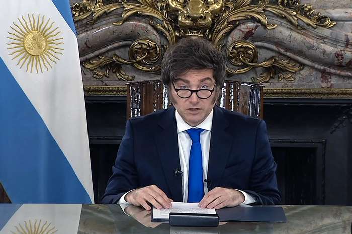 Milei defendió por cadena nacional el ajuste a los más débiles y amenazó al Congreso