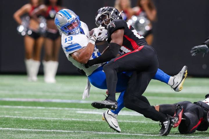 Deadspin | Falcons sign S Jordan Fuller, place LB Bralen Trice on IR