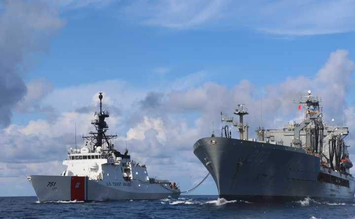 ¿Esta vez sí? El despliegue naval de EU frente a Venezuela y el dilema de su transición