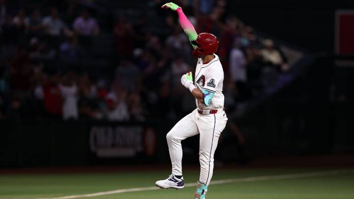 Lourdes Gurriel Jr. crushes 103.9 mph pitch from Mason Miller for HR