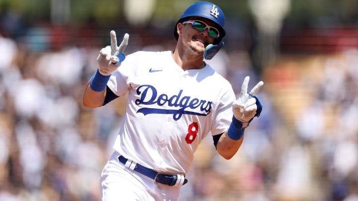 Dodgers activate Enrique Hernandez (elbow) from injured list