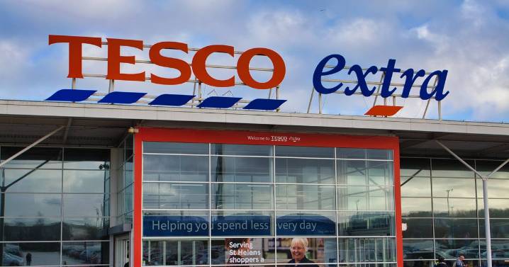 Tesco shoppers 'obsessed' with £39.50 'autumn staple' jacket