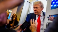 Trump ejerce presión sobre Zelenski la víspera de su reunión en la Casa Blanca