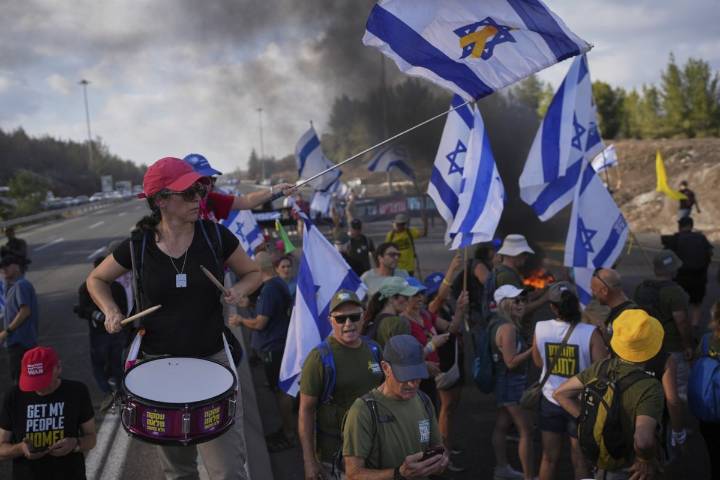 Protestors go on strike in Israel demanding ceasefire and hostage releases