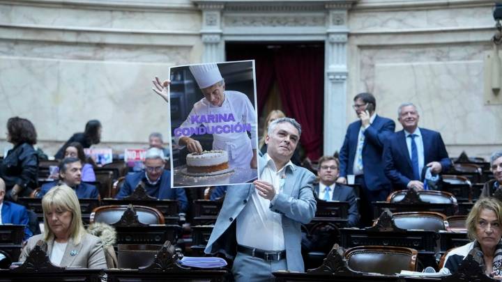 "Jubileo de coimas": pedido de interpelación a funcionarios por presunta corrupción en ANDIS