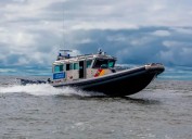 Embarcación de la Armada embistió una lancha de pescadores donde iba un menor de edad que sigue desaparecido