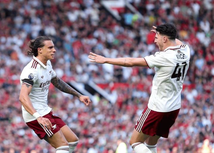 Vence Arsenal en Old Trafford al Manchester United