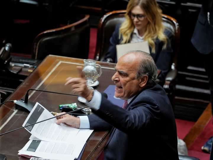Javier Milei y sus medidas, EN VIVO: Guillermo Francos defiende la gestión del Gobierno en Diputados, en pleno escándalo por los audios de Spagnuolo por las presuntas coimas