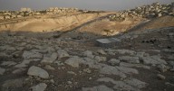 Israel approves settlement project that could divide the West Bank