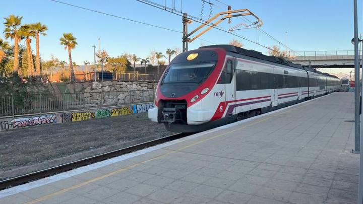 El PP denuncia que el servicio de Cercanías de Málaga "es el más lento de España" y pide más inversión
