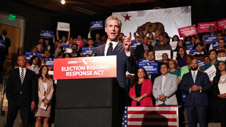 Border agents crash Newsom redistricting kickoff