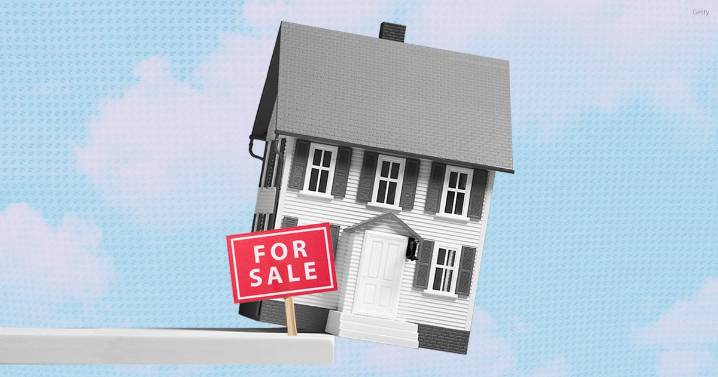 Renting vs. Buying a Home: Financial Experts Weigh In