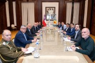 Incidentes en Avellaneda. Kicillof se reunió con la delegación de autoridades chilenas y anunció un grupo de seguimiento