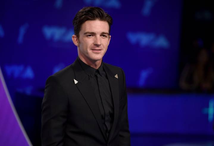 Drake Bell solicita el divorcio a Janet Von Schmeling y revela romance con una mexicana
