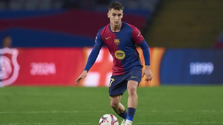 Where does Casado fit in this Barcelona team