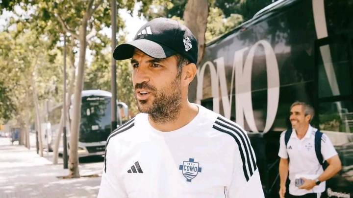 El Como se mira en el espejo del Barça para asentarse en la élite: “Lo de la línea defensiva me parece increíble”