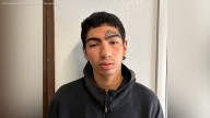 Prisionero escapó de su custodia mientras era trasladado a través de un aeropuerto en Seattle