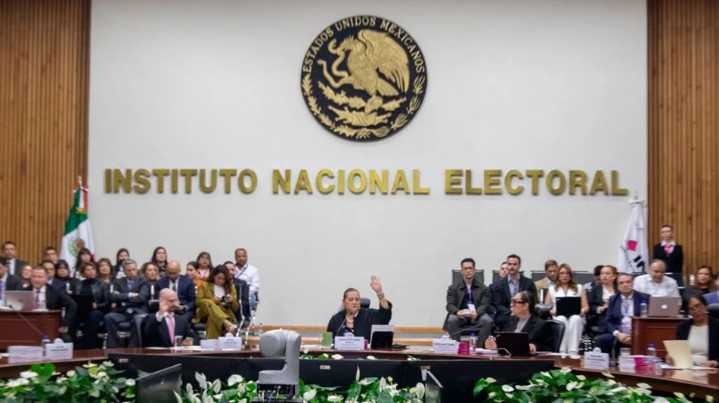INE pide al Congreso más de 25 mil mdp; llama a evitar recortes extremos