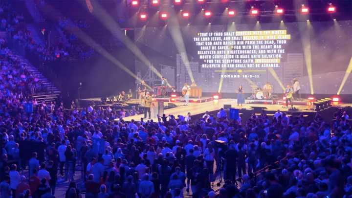 3,200+ Say 'Yes' to Jesus in Portland as 35,000+ Attend Rare PDX Gospel Rally